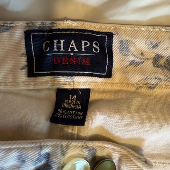 “CHAPS Size 14 White/Blue All-Over Floral Print Jeans Cottagecore Garden Chic - Picture 9 of 9